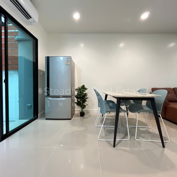 Baan Klang Muang Rama 9-Ramkhmahaeng, Bangkok, Soi Ramkhamhaeng 39, Phlapphla, Wang Thonglang, Bangkok, 3 Bedrooms, 149 sqm, Townhouse For Rent, by ธนภัทร ไทยจินดา, 500414788 - DDproperty.com