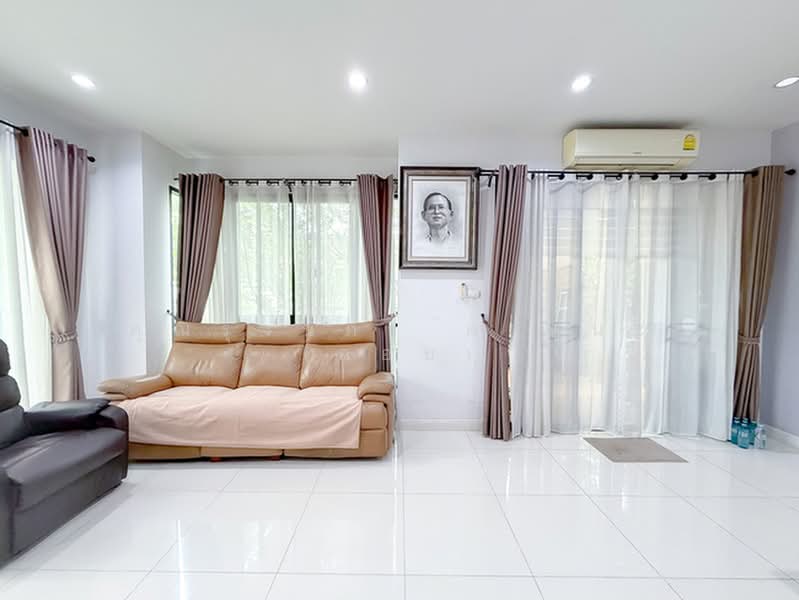 Aqua Divina Ramkhamhaeng 94, Bangkok, Ramkhamhaeng Road, Saphan Sung, Bangkok, 4 Bedrooms, 168 sqm, Single Detached House For Sale, by คุณรุ่งนภา ศาสนะ (ออย), 500414793 - DDproperty.com