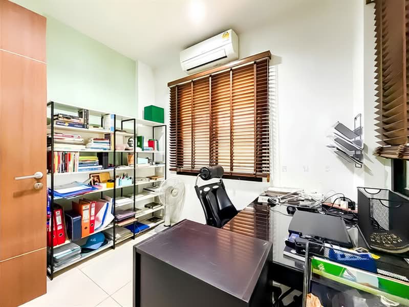 Aqua Divina Ramkhamhaeng 94, Bangkok, Ramkhamhaeng Road, Saphan Sung, Bangkok, 4 Bedrooms, 168 sqm, Single Detached House For Sale, by คุณรุ่งนภา ศาสนะ (ออย), 500414793 - DDproperty.com