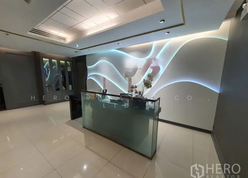 For rent Office Space 697 sq.m. in Khlong Toei, Khlong Toei, Bangkok BTS Asok HRE01054, Bangkok, Khlong Toei, Bangkok, , 697 sqm, Office Space For Rent, by Hero Realtor Co., Ltd., 500414814 - DDproperty.com