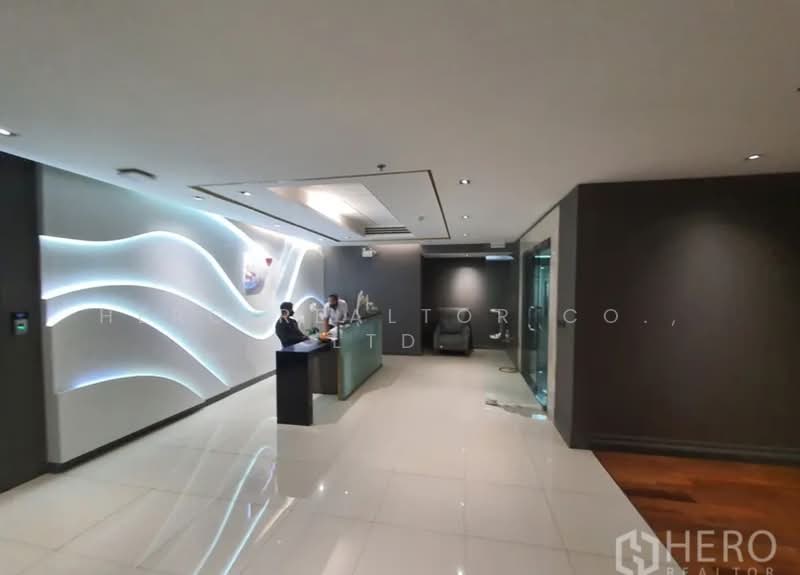 For rent Office Space 697 sq.m. in Khlong Toei, Khlong Toei, Bangkok BTS Asok HRE01054, Bangkok, Khlong Toei, Bangkok, , 697 sqm, Office Space For Rent, by Hero Realtor Co., Ltd., 500414814 - DDproperty.com