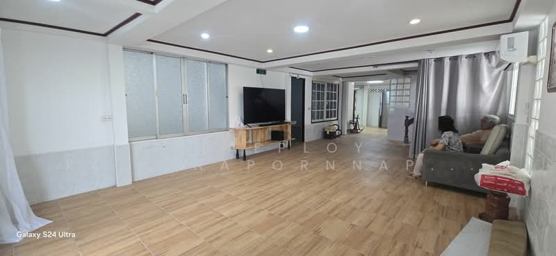 Single house, Bangkok, สุขุมวิท 101/1, Bang Chak, Phra Khanong, Bangkok, 5 Bedrooms, 250 sqm, Single Detached House For Rent, by Praeploy Rattanapornnapapatch, 500414826 - DDproperty.com