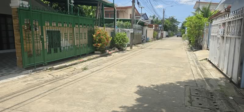 Single house, Bangkok, สุขุมวิท 101/1, Bang Chak, Phra Khanong, Bangkok, 5 Bedrooms, 250 sqm, Single Detached House For Rent, by Praeploy Rattanapornnapapatch, 500414826 - DDproperty.com