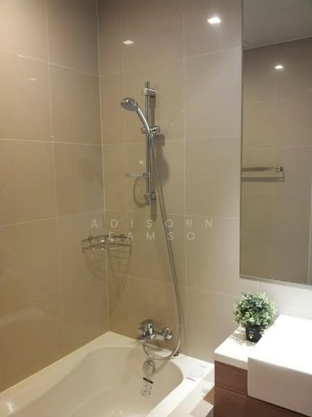 Noble Refine, Bangkok, Soi Sukhumvit 26, Sukhumvit Road, Khong Tan, Khlong Toei, Bangkok, 2 Bedrooms, 70 sqm, Condo For Rent, by Adisorn Eamso, 500414863 - DDproperty.com