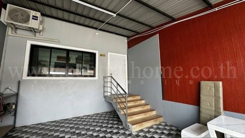 ศรีปทุม ทาวน์โฮม, ปทุมธานี, ปทุมธานี-เสนา, ท้ายเกาะ, สามโคก, ปทุมธานี, 95 ตร.ม., ทาวน์เฮ้าส์ ขาย, โดย คุณ ภรณ์ทิพย์ (ปุ๋ย), 500414864 - DDproperty.com
