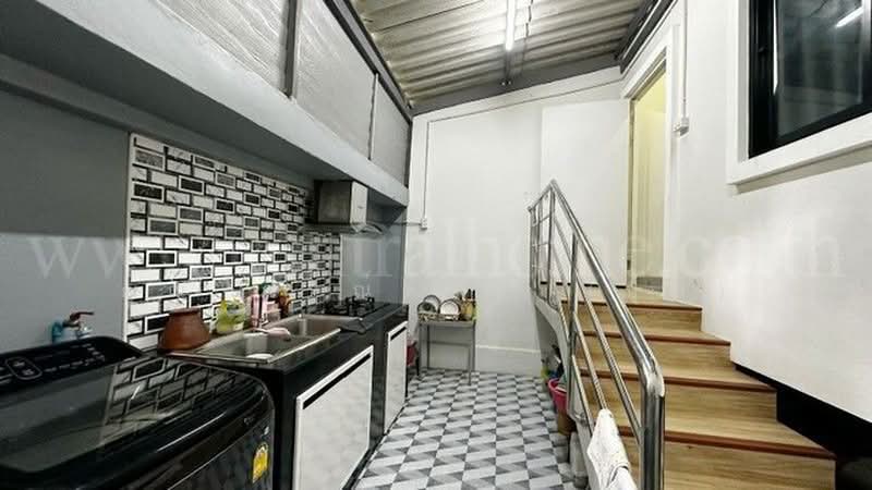 Sripatum Townhome, Pathum Thani, ปทุมธานี-เสนา, Thai Ko, Sam Khok, Pathum Thani, 2 Bedrooms, 95 sqm, Townhouse For Sale, by คุณ ภรณ์ทิพย์ (ปุ๋ย), 500414864 - DDproperty.com