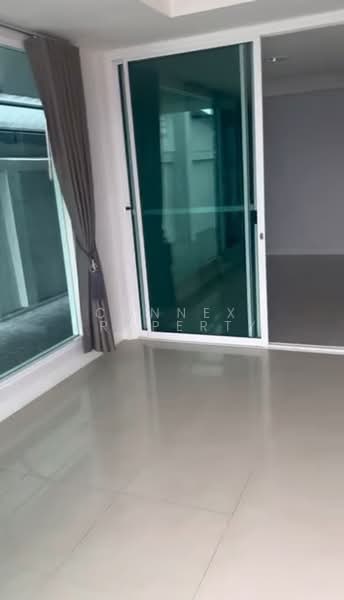 Detached house Sukhumvit65 BTS Ekkamai, Bangkok, สุขุมวิท, Bang Chak, Phra Khanong, Bangkok, 4 Bedrooms, 220 sqm, Single Detached House For Sale, by Connex Property, 500414869 - DDproperty.com