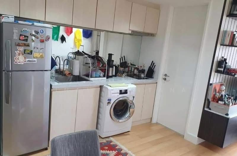 Collezio Sathorn-Pipat, Bangkok, 41 Soi Pipat 1 Silom Road, Silom, Bang Rak, Bangkok, 2 Bedrooms, 63 sqm, Condo For Sale, by Vinai Wattana, 500414877 - DDproperty.com