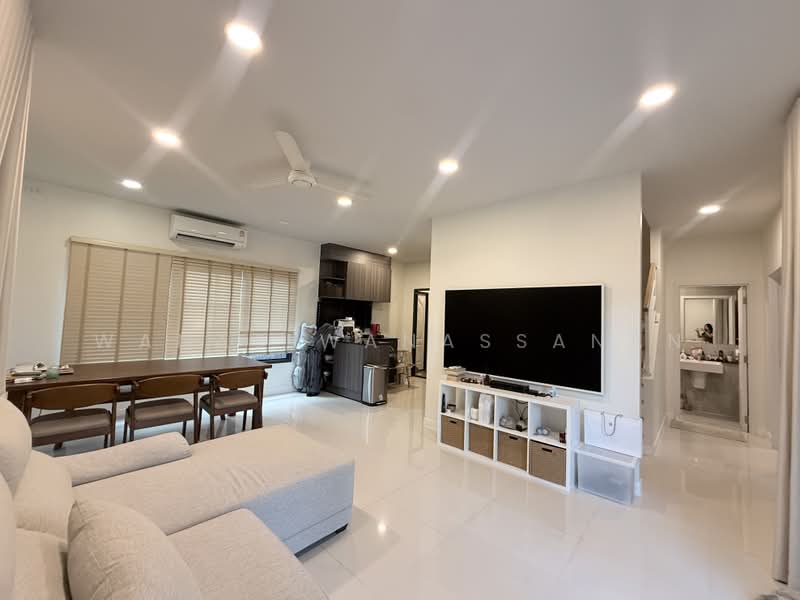 Britania Mega Town Bangna : บริทาเนีย เมกะทาวน์ บางนา, สมุทรปราการ, ซ.บัวนครินทร์ (วัดคลองปลัดเปรียง), บางแก้ว, บางพลี, สมุทรปราการ, 140 ตร.ม., บ้านแฝด ขาย, โดย Wanas Wanassanan, 500414928 - DDproperty.com