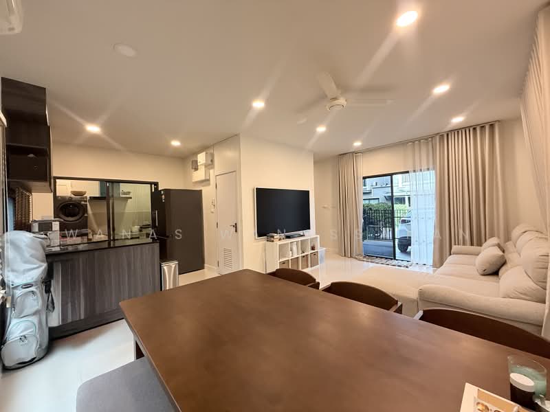 Britania Mega Town Bangna : บริทาเนีย เมกะทาวน์ บางนา, สมุทรปราการ, ซ.บัวนครินทร์ (วัดคลองปลัดเปรียง), บางแก้ว, บางพลี, สมุทรปราการ, 140 ตร.ม., บ้านแฝด ขาย, โดย Wanas Wanassanan, 500414928 - DDproperty.com