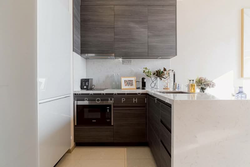 The Esse Asoke, Bangkok, 333 Soi Sukhumvit 21, Sukhumvit Road, Khlongtoei Nua, Watthana, Bangkok, 1 Bedroom, 37 sqm, Condo For Rent, by Manapong Phromphitak, 500414958 - DDproperty.com