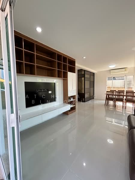 Passorn Prestiege Luxe Pattanakarn : ภัสสร เพรสทีจ ลุกซ์ พัฒนาการ, กรุงเทพ, ถนนพัฒนาการ, สวนหลวง, กรุงเทพ, 135 ตร.ม., บ้านเดี่ยว ขาย, โดย Patcharaporn Binsorlae, 500414994 - DDproperty.com