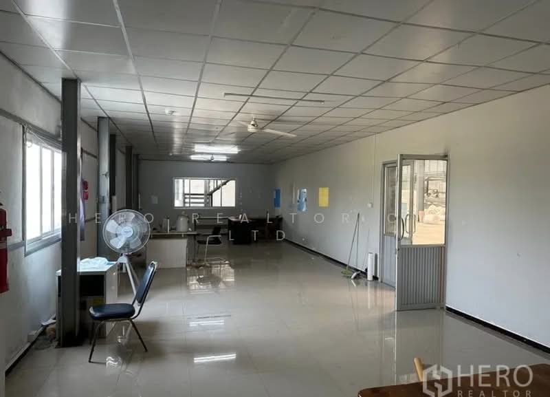 For sale Factory 2800 sqm in Uthai, Phra Nakhon Si Ayutthaya BRE21399, Phra Nakhon Si Ayutthaya, Uthai, Phra Nakhon Si Ayutthaya, , 3,400 sqm, Warehouse/Factory For Sale, by Hero Realtor Co., Ltd., 500415004 - DDproperty.com