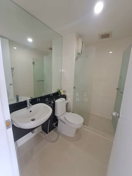 The Parkland Grand Asoke-Phetchaburi, Bangkok, 1811 Phetchaburi Rd, Bang Kapi, Huai Khwang, Bangkok, 1 Bedroom, 35 sqm, Condo For Rent, by Fazwaz (Thailand) Co., Ltd., 500415031 - DDproperty.com