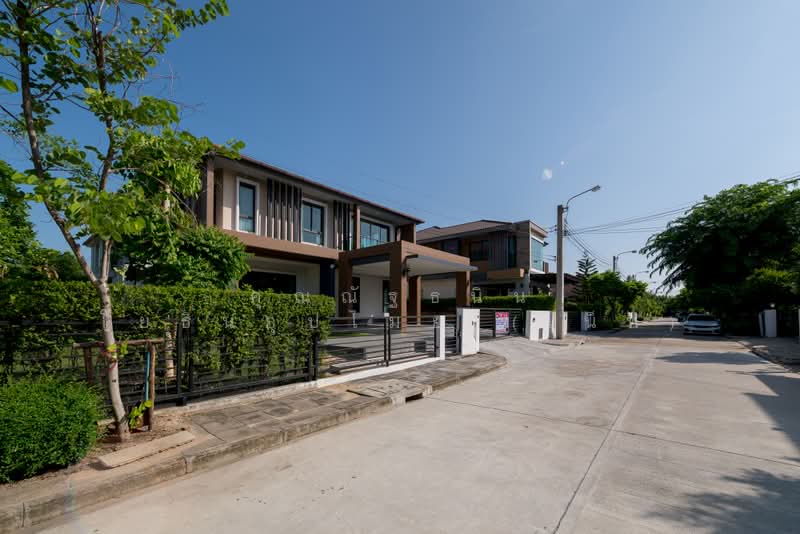 Habitia Park Tienthale 28, Bangkok, Soi Tienthale 28, Samae Dam, Bang Khun Thian, Bangkok, 4 Bedrooms, 203 sqm, Single Detached House For Sale, by คุณณัฐธนิน โยธินอุปไมย (เน็ท), 500415047 - DDproperty.com