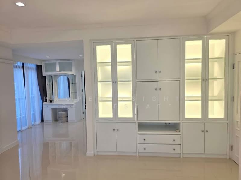 The Waterford Thonglor 11, Bangkok, 219 Soi Thonglor Sukhumvit Road, Khlong Tan Nua, Watthana, Bangkok, 3 Bedrooms, 400 sqm, Condo For Rent, by PROPERTYSIGHTS REAL ESTATE, 500415066 - DDproperty.com