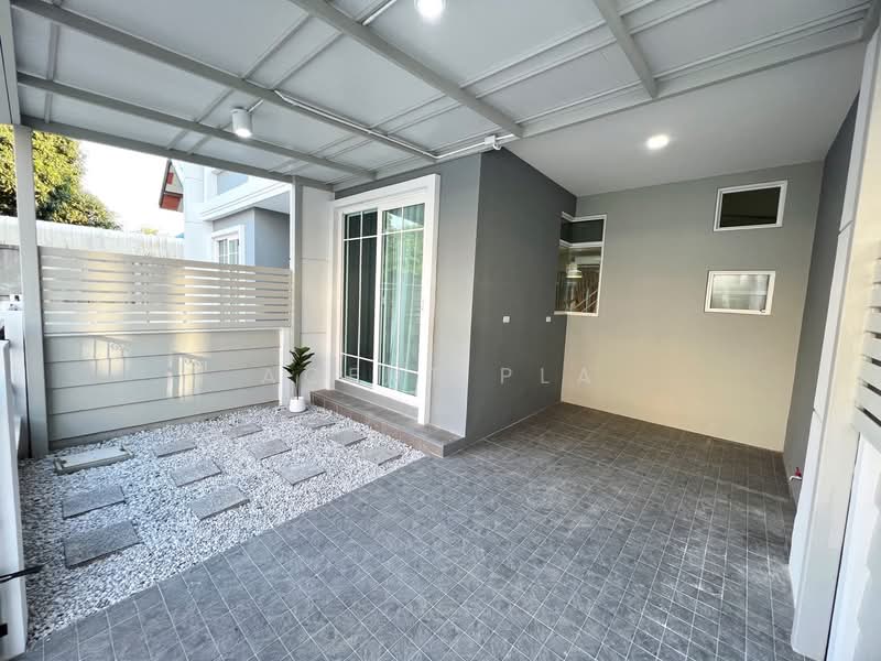 โกลเด้น ทาวน์ สุขุมวิท - ลาซาล Golden Town Sukhumvit - Lasalle, Samut Prakan, Samrong Nua, Muang Samut Prakarn, Samut Prakan, 2 Bedrooms, 115 sqm, Townhouse For Rent, by Agent Pla, 500415132 - DDproperty.com
