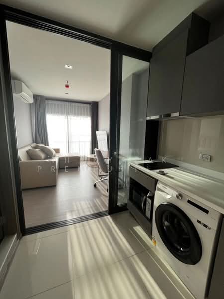 Life Asoke Hype, Bangkok, 339 Chaturathit Rd, Makkasan, Ratchathewi, Bangkok, 1 Bedroom, 32 sqm, Condo For Rent, by Thanyalak Premputtiphan, 500415177 - DDproperty.com
