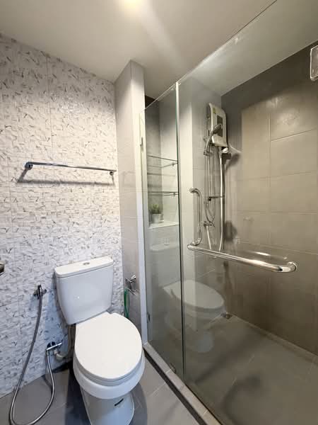The Trust Condo @ BTS Erawan : เดอะ ทรัสต์ คอนโด แอท บีทีเอส เอราวัณ, สมุทรปราการ, 92 ถนนสุขุมวิท, ปากน้ำ, เมืองสมุทรปราการ, สมุทรปราการ, 29 ตร.ม., คอนโด ขาย, โดย จิรกิตติ์ (คิม)เจริญบัณฑิตสกุล, 500415203 - DDproperty.com