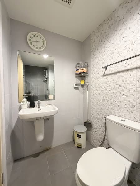 The Trust Condo @ BTS Erawan : เดอะ ทรัสต์ คอนโด แอท บีทีเอส เอราวัณ, สมุทรปราการ, 92 ถนนสุขุมวิท, ปากน้ำ, เมืองสมุทรปราการ, สมุทรปราการ, 29 ตร.ม., คอนโด ขาย, โดย จิรกิตติ์ (คิม)เจริญบัณฑิตสกุล, 500415203 - DDproperty.com