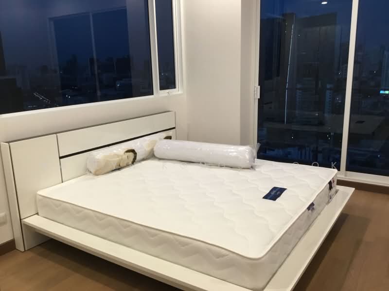 Supalai Elite Surawong, Bangkok, 222 Naret Rd, Si Phraya, Bang Rak, Bangkok, 2 Bedrooms, 87 sqm, Condo For Sale, by Natlyn Kongsapook, 500415218 - DDproperty.com