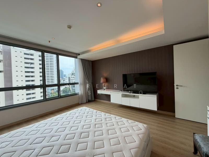 H Sukhumvit 43, Bangkok, 28 Sukhumvit 34 Road, Khlong Tan Nua, Watthana, Bangkok, 1 Bedroom, 89 sqm, Condo For Sale, by Nareerat Pimsawang, 500415235 - DDproperty.com
