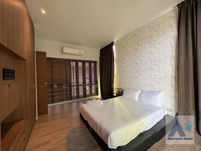 Pet-Friendly, House with Private Pool and Bright Open Living in Sukhumvit (100058), Bangkok, Khlong Tan Nua, Watthana, Bangkok, 3 Bedrooms, 300 sqm, Single Detached House For Rent, by Accom Asia, 500415268 - DDproperty.com