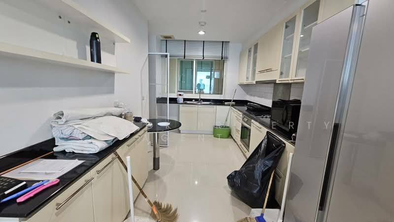Baan Jamjuree, Bangkok, 42 Soi Sukhumvit 39, Khlong Tan Nua, Watthana, Bangkok, 3 Bedrooms, 197 sqm, Condo For Rent, by BANGKOK PROPERTY AGENTS, 500415313 - DDproperty.com