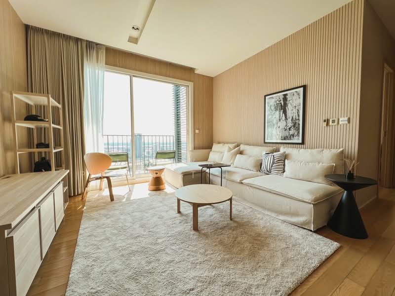 Siri At Sukhumvit, Bangkok, 902 Sukhumvit Road, Phra Kanong, Khlong Toei, Bangkok, 2 Bedrooms, 70 sqm, Condo For Sale, by Thanyalak Premputtiphan, 500415316 - DDproperty.com