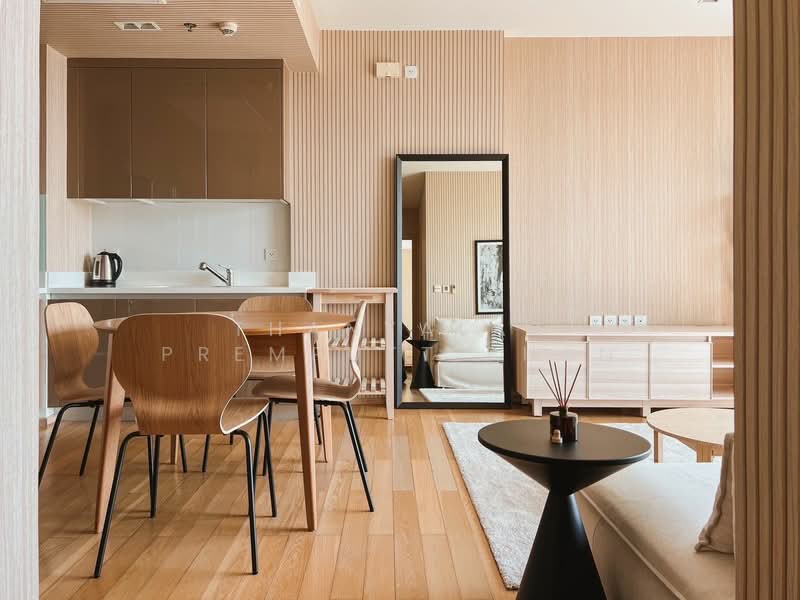 Siri At Sukhumvit, Bangkok, 902 Sukhumvit Road, Phra Kanong, Khlong Toei, Bangkok, 2 Bedrooms, 70 sqm, Condo For Sale, by Thanyalak Premputtiphan, 500415316 - DDproperty.com