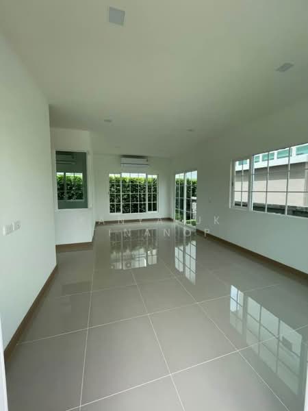 undefined, Bangkok, Ban Chang Lo, Bangkok Noi, Bangkok, 4 Bedrooms, 325 sqm, Single Detached House For Sale, by Kanyapuk Tinanop, 500415336 - DDproperty.com
