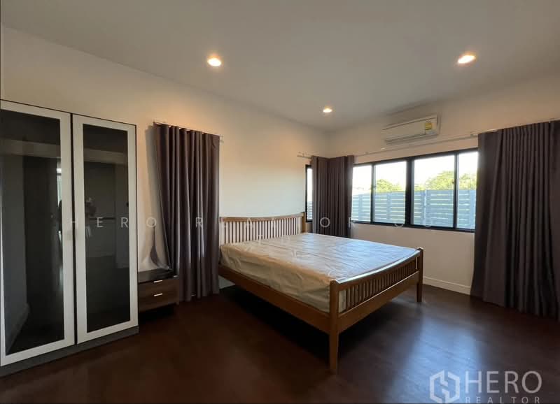 Setthasiri Krungthep Kreetha, Bangkok, Krungthep Kreetha Road, Hua Mak, Bang Kapi, Bangkok, 5 Bedrooms, 318 sqm, Single Detached House For Sale, by Hero Realtor Co., Ltd., 500415355 - DDproperty.com