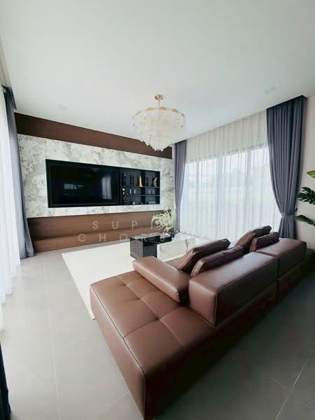 Palm Lakeside Villas, Chon Buri (Pattaya), Poong, Bang Lamung (Pattaya), Chon Buri (Pattaya), 4 Bedrooms, 300 sqm, Villa For Sale, by Supicha Chorjong, 500415364 - DDproperty.com