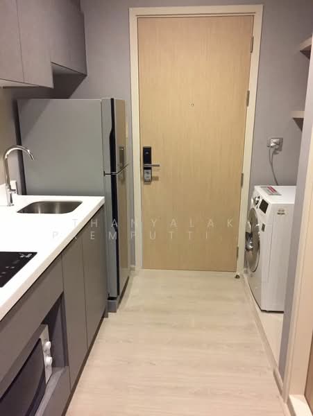 Rhythm Asoke 2, Bangkok, Soi Lertkaew 1 Asoke-Din Daeng Road, Bang Kapi, Huai Khwang, Bangkok, 1 Bedroom, 30 sqm, Condo For Rent, by Thanyalak Premputtiphan, 500415371 - DDproperty.com