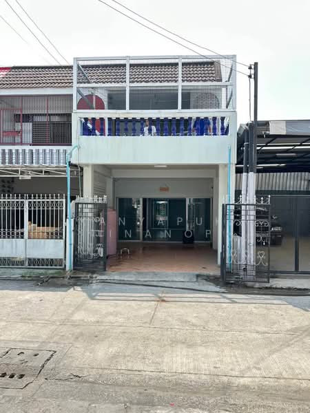 3-BR House, Bangkok, Bang Sue, Bangkok, 3 Bedrooms, 150 sqm, Single Detached House For Sale, by Kanyapuk Tinanop, 500415377 - DDproperty.com