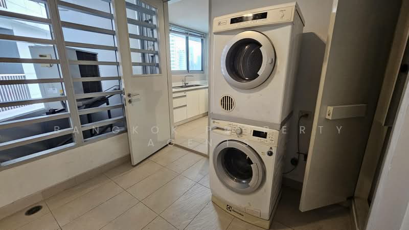 Chodtayakorn, Bangkok, Soi Sukhumvit 23, Khlongtoei Nua, Watthana, Bangkok, 3 Bedrooms, 245 sqm, Condo For Rent, by BANGKOK PROPERTY AGENTS, 500415408 - DDproperty.com