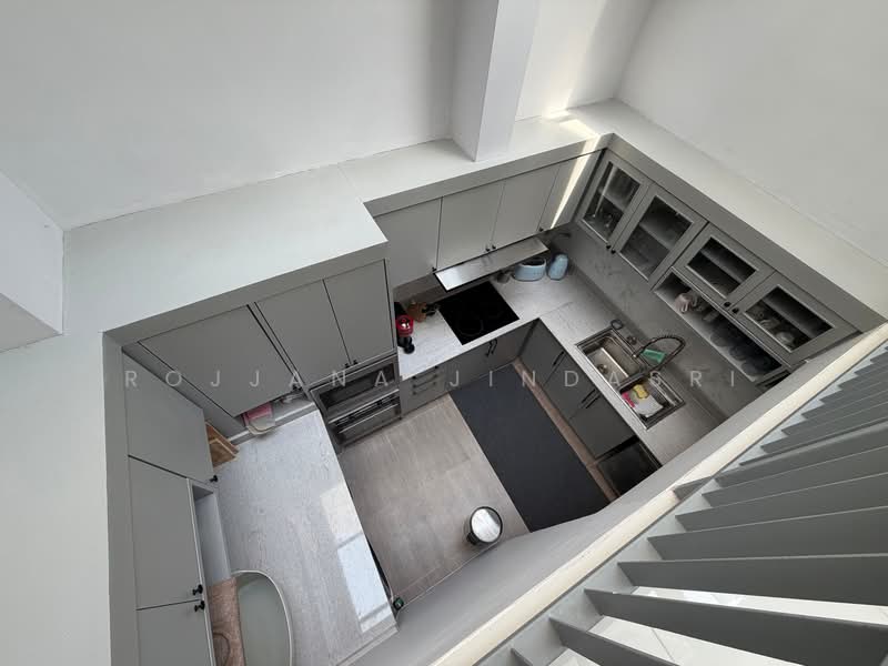 3-BR Townhouse, Bangkok, Phra Kanong Nua, Watthana, Bangkok, 3 Bedrooms, 350 sqm, Townhouse For Rent, by Rojjana Jindasri, 500415452 - DDproperty.com