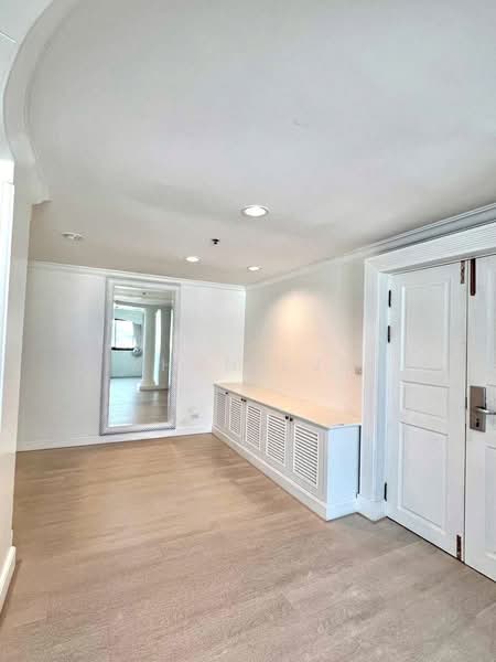 G.P. Grande Tower, Bangkok, 55 Sukhumvit 23, Khlongtoei Nua, Watthana, Bangkok, 4 Bedrooms, 600 sqm, Condo For Rent, by Khun Eve, 500415453 - DDproperty.com