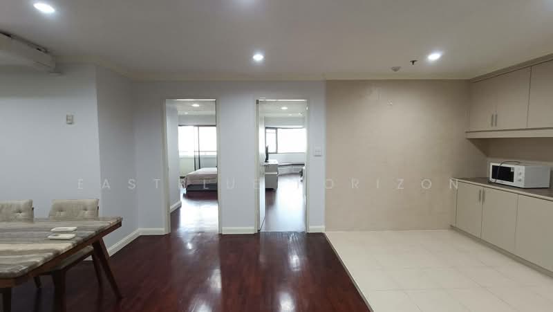 Baan Suanpetch, Bangkok, 18 Soi Sukhumvit 39, Khlong Tan Nua, Watthana, Bangkok, 2 Bedrooms, 135 sqm, Condo For Sale, by Eastblue Horizon, 500415459 - DDproperty.com