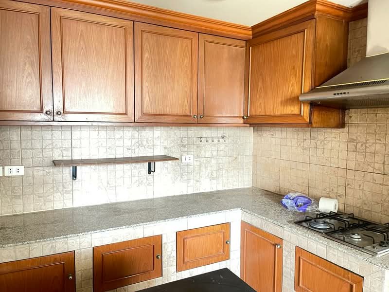Windsor Tower, Bangkok, 9 Sukhumvit 20 Alley, Khwaeng Khlong Toei, Khlong Toei, Bangkok, 3 Bedrooms, 308 sqm, Condo For Sale, by Natlyn Kongsapook, 500415491 - DDproperty.com