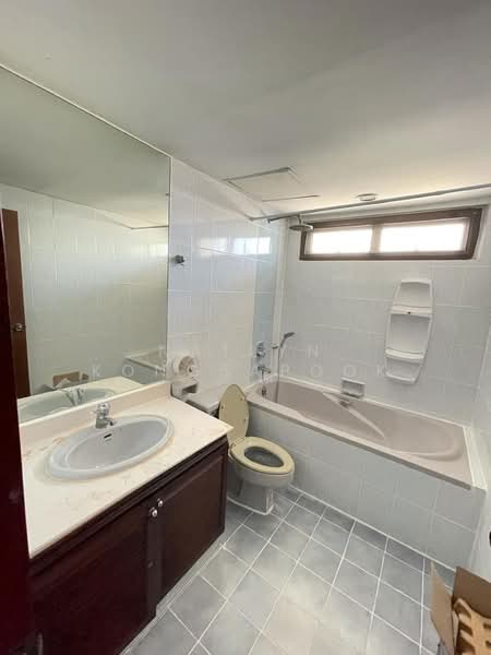 Windsor Tower, Bangkok, 9 Sukhumvit 20 Alley, Khwaeng Khlong Toei, Khlong Toei, Bangkok, 3 Bedrooms, 308 sqm, Condo For Sale, by Natlyn Kongsapook, 500415491 - DDproperty.com