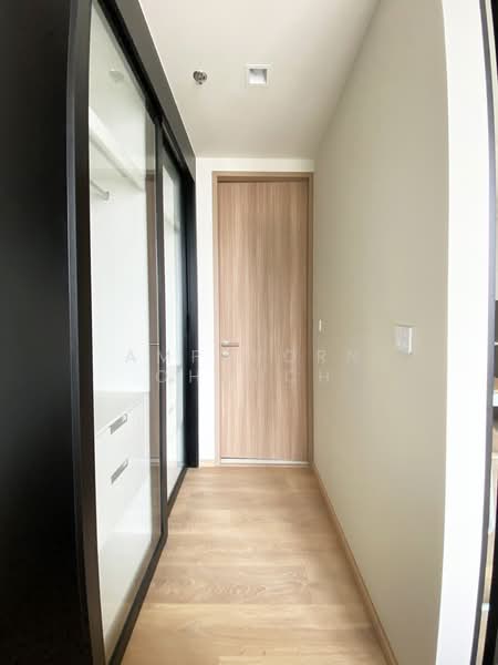 Noble Around Sukhumvit 33, Bangkok, 17 Soi Sukhumvit 33, Khlong Tan Nua, Watthana, Bangkok, Studio, 27 sqm, Condo For Rent, by Ampaporn Ohnuch, 500415499 - DDproperty.com