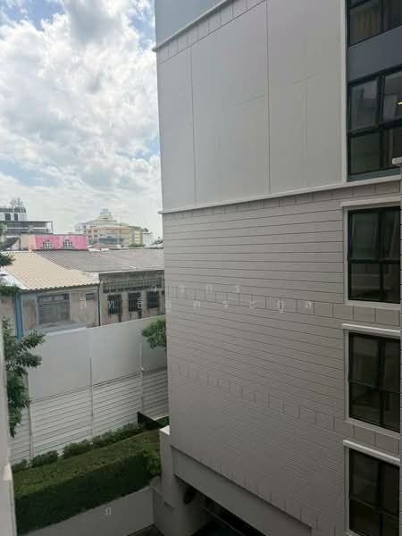 Maestro 03 Ratchada-Rama 9, Bangkok, Soi Ratchadaphisek 3 Ratchadaphisek Road, Din Daeng, Bangkok, 1 Bedroom, 29 sqm, Condo For Rent, by วรกร สิทธิลู่ตระกูล, 500415521 - DDproperty.com