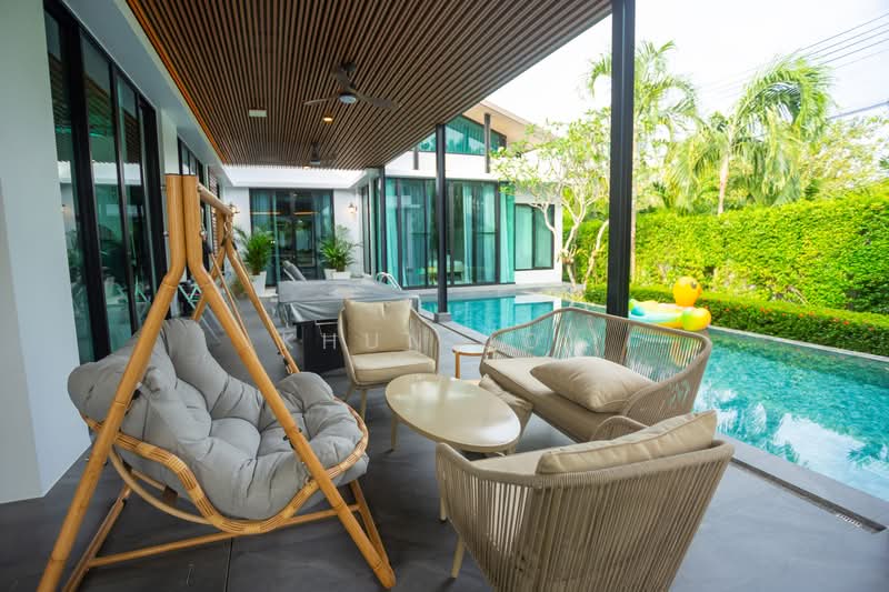 พูลวิลล่าหรูระดับเอ็กซ์คลูซีฟ – โครงการบ้านวาริช (Baan Varij) ย่านบ้านบัว ใกล้หาดในหาน - ราไวย์, ภูเก็ต, ราไวย์, เมืองภูเก็ต, ภูเก็ต, 420 ตร.ม., วิลล่า ขาย, โดย Khun Joy, 500415529 - DDproperty.com