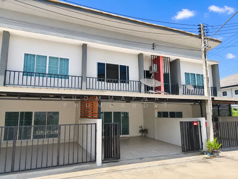 RownHome Baan Aiyara BanChaang Phanatnikhom, Chon Buri (Pattaya), Ban Chang, Phanat Nikhom, Chon Buri (Pattaya), 3 Bedrooms, 164 sqm, Townhouse For Sale, by Khommaphat Phumbandit, 500415533 - DDproperty.com