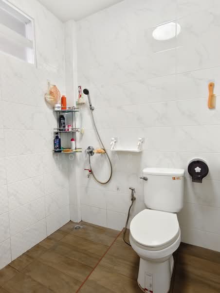RownHome Baan Aiyara BanChaang Phanatnikhom, Chon Buri (Pattaya), Ban Chang, Phanat Nikhom, Chon Buri (Pattaya), 3 Bedrooms, 164 sqm, Townhouse For Sale, by Khommaphat Phumbandit, 500415533 - DDproperty.com