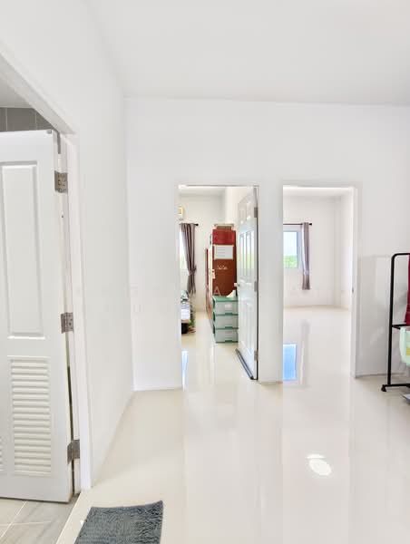 RownHome Baan Aiyara BanChaang Phanatnikhom, Chon Buri (Pattaya), Ban Chang, Phanat Nikhom, Chon Buri (Pattaya), 3 Bedrooms, 164 sqm, Townhouse For Sale, by Khommaphat Phumbandit, 500415533 - DDproperty.com