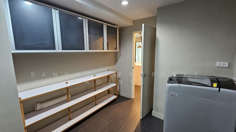 Lily House Mansion, Bangkok, 209 Soi Sukhumvit 31, Khlong Tan Nua, Watthana, Bangkok, 3 Bedrooms, 315 sqm, Condo For Rent, by BANGKOK PROPERTY AGENTS, 500415540 - DDproperty.com