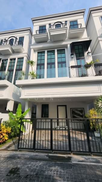 Maison Blanche – Sukhumvit 67, Bangkok, 59 Soi Sukhumvit 67, Phra Kanong Nua, Watthana, Bangkok, 4 Bedrooms, 244 sqm, Single Detached House For Rent, by Phacharakorn Anusiri, 500415560 - DDproperty.com