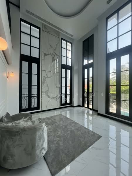 Maison Blanche – Sukhumvit 67, Bangkok, 59 Soi Sukhumvit 67, Phra Kanong Nua, Watthana, Bangkok, 4 Bedrooms, 244 sqm, Single Detached House For Rent, by Phacharakorn Anusiri, 500415560 - DDproperty.com
